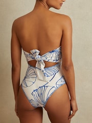 Reiss Veronica Printed Wrap Front Swimsuit - Imagen 4 de 5