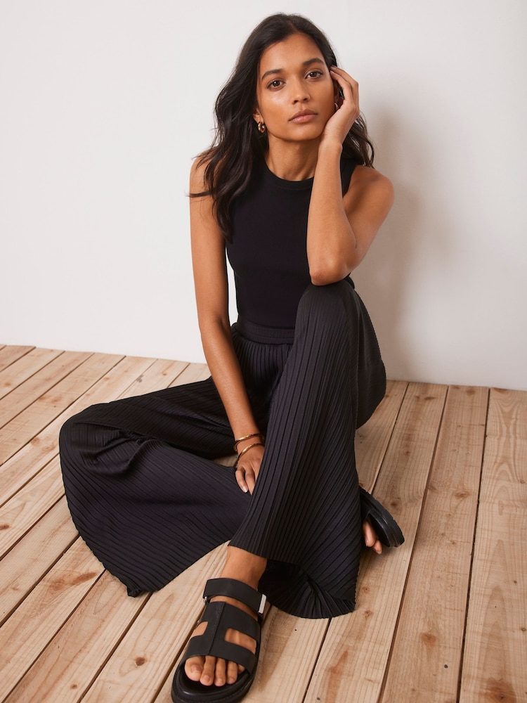 Mint Velvet Black Pleated Wide Trousers - Image 1 of 4 Mint Velvet Black Pleated Wide Trousers - Image 1 of 4