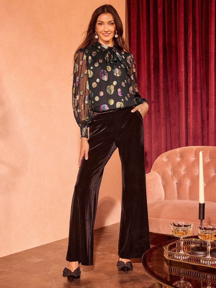 Love & Roses Green Metallic Pintuck Pussybow Blouse - Image 2 of 4