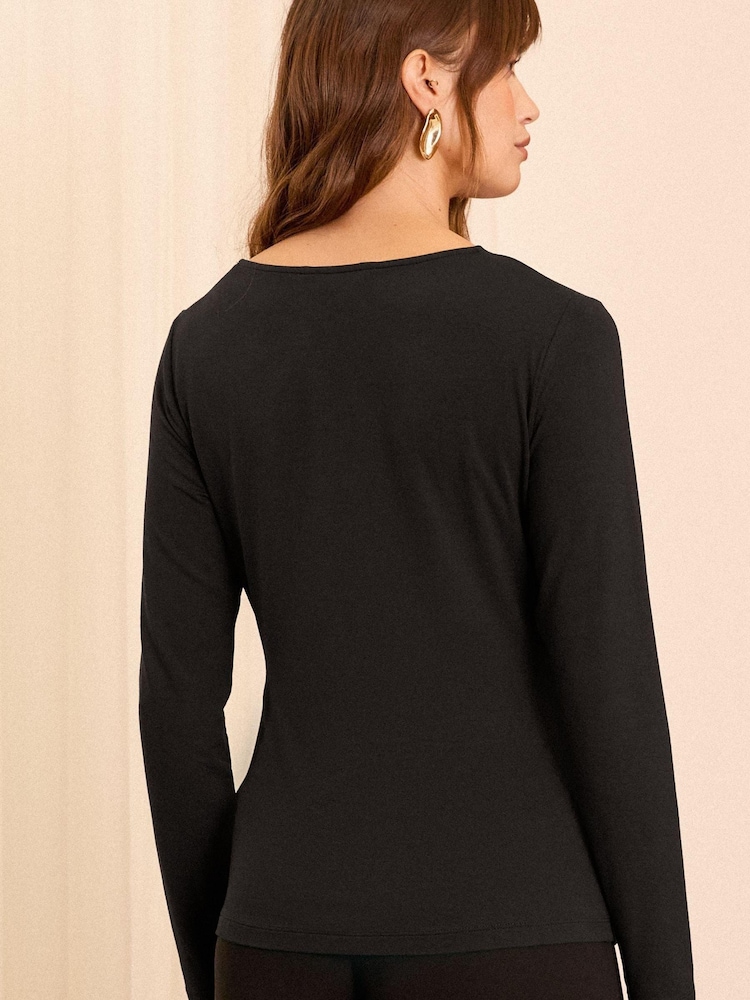 Love & Roses Black Knot Front Long Sleeve Jersey T-Shirt - Image 4 of 4 Love & Roses Black Knot Front Long Sleeve Jersey T-Shirt - Image 4 of 4