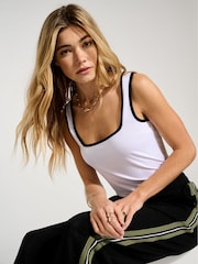 Baukjen Ellie Black Top with Lenzing™ Ecovero™ - Image 3 of 4