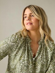 Live Unlimited Green Curve Paisley Nehru Collar Blouse - Image 3 of 7