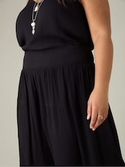 Live Unlimited Black Curve Crinkle Tiered Skirt - Image 4 of 6