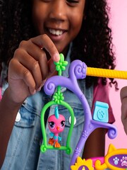 Bandai Littlest Pet Shop Pets Got Talent Playset - Image 5 of 6