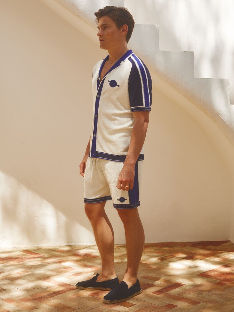 Reiss White/Bright Blue Pergola Reiss | Ché Towelling Drawstring Shorts - Image 1 of 6