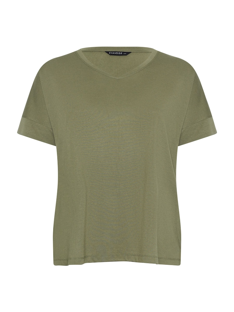 Grün/Ground - Evans Green V-Neck Modal T-Shirt - Bild 5 von 5