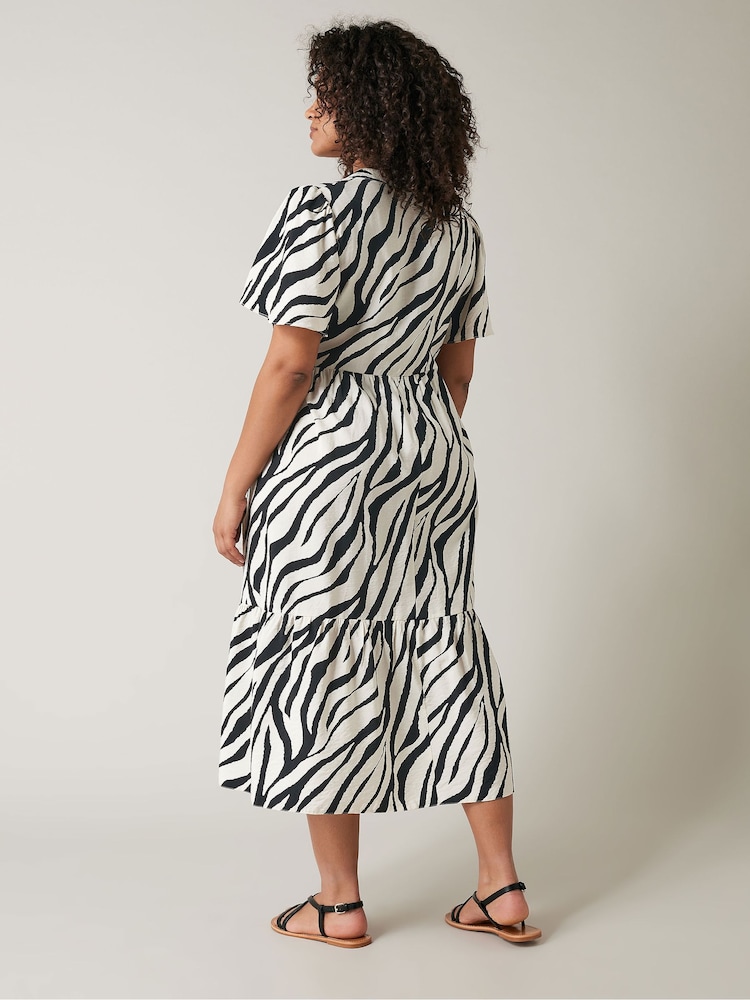 EVANS Curve Black & White Zebra Markings Midi Shirt Dress - Image 2 of 5