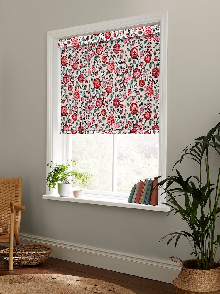 Cath Kidston Red Strawberry Gardens Made to Measure Roller Blind - Image 2 of 6