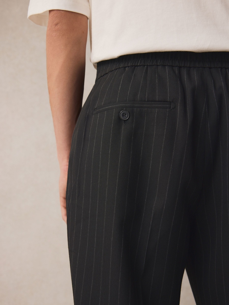 Noir - Pantalons demi plissé à taille élastiquée Classique à fines rayures - Image 3 of 8