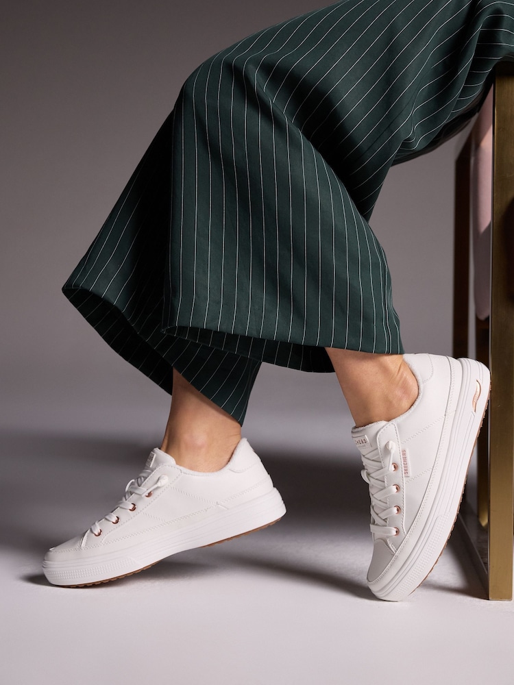 Zapatillas de deporte de mujer Arch Fit Arcade de Skechers - Imagen 1 de 5 Zapatillas de deporte de mujer Arch Fit Arcade de Skechers - Imagen 1 de 5