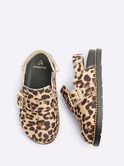 River Island Brown Girls Leopard Buckle Clogs - Image 5 of 5