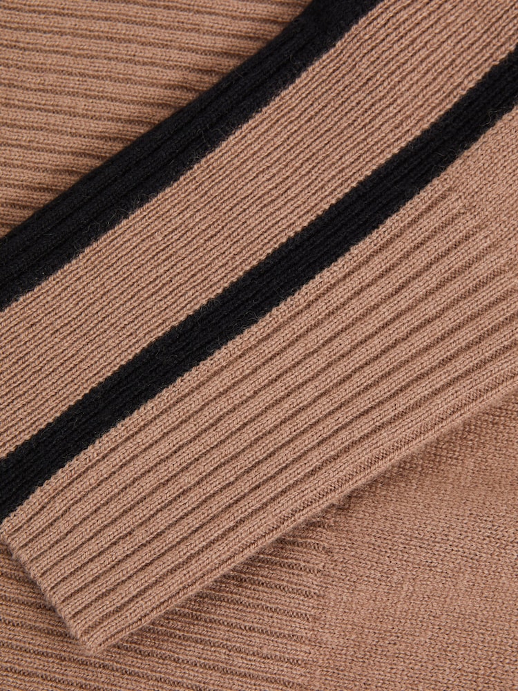 Reiss Mink/Black Annie Wool Blend Colourblock Crew Neck Jumper with Cashmere - Image 5 of 5