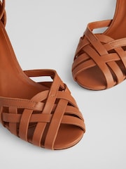 Usnjeni sandali LK Bennett Noemia Criss-Cross - Slika 3 iz 3