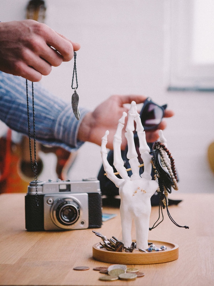 Suck UK White Skeleton Hand Jewellery Tidy - Image 1 of 4
