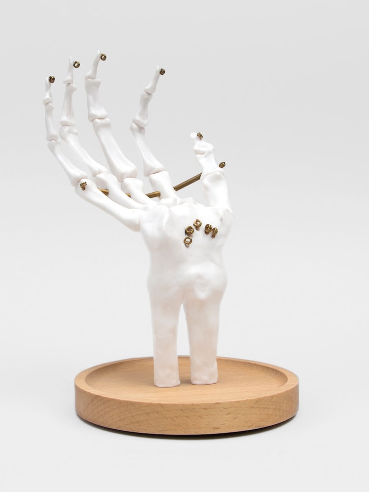 Suck UK White Skeleton Hand Jewellery Tidy - Image 2 of 4