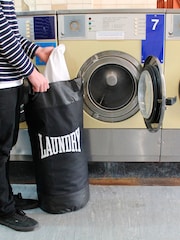Suck UK Black Punch Bag Laundry Bag - Image 3 of 4