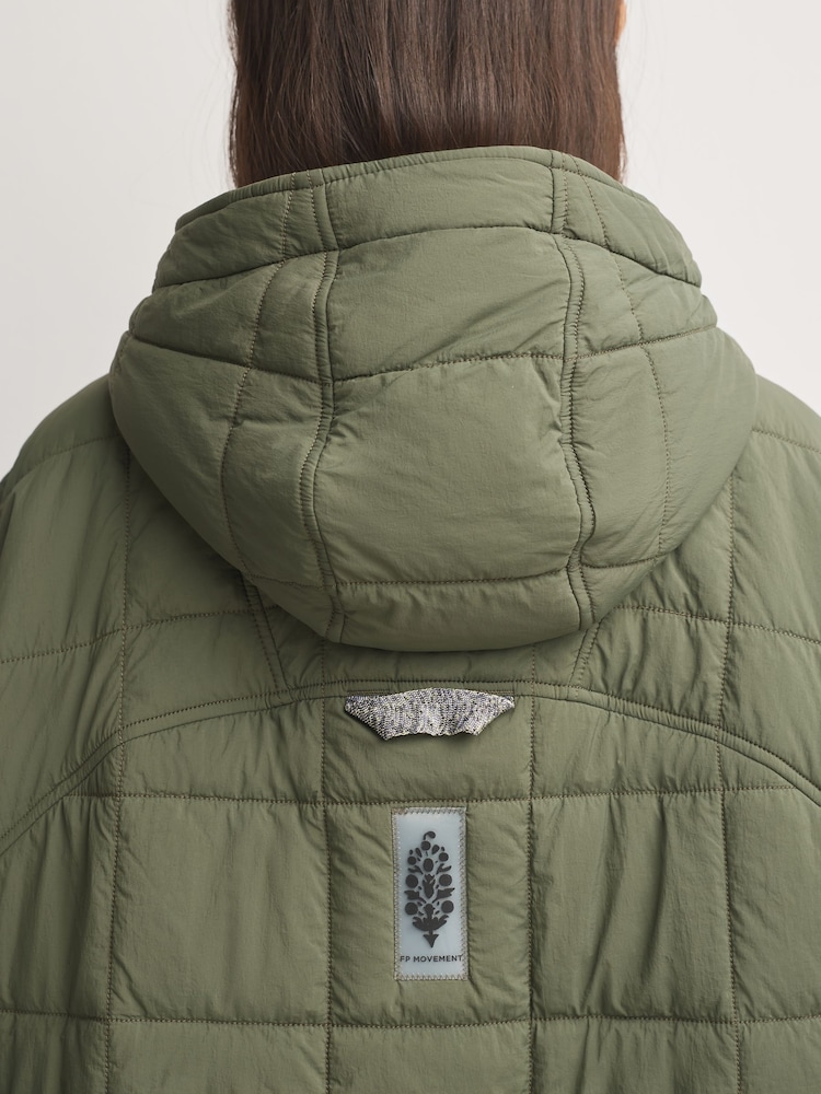 FP Movement Green Happy Trails Poncho Gilet - Image 6 of 6 FP Movement Green Happy Trails Poncho Gilet - Image 6 of 6