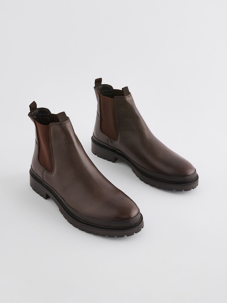 Dunkelbraun - Chelsea-Stiefel mit Profilsohle - Bild 1 von 6