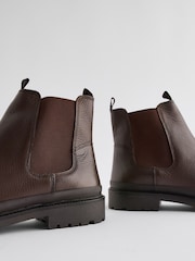 Dunkelbraun - Chelsea-Stiefel mit Profilsohle - Bild 6 von 6