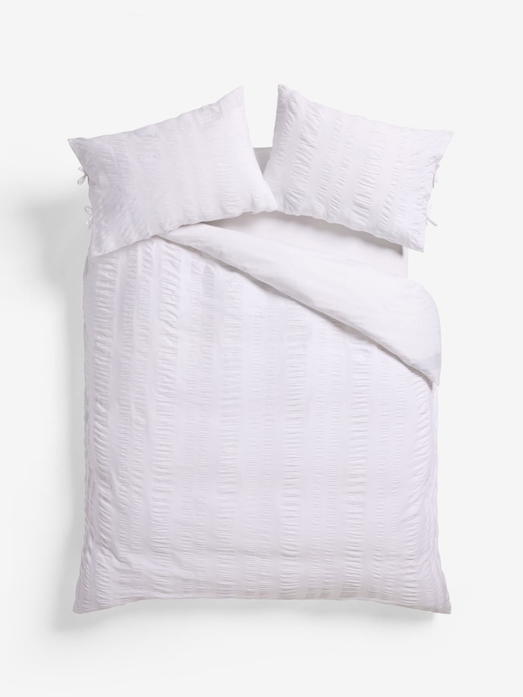 White 100% Cotton Seersucker 200 Thread Count Duvet Cover and Pillowcase Set - Image 6 of 6
