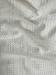Green Sage 100% Cotton Waffle 300 Thread Count Sateen Duvet Cover and Pillowcase Set - Image 3 of 4