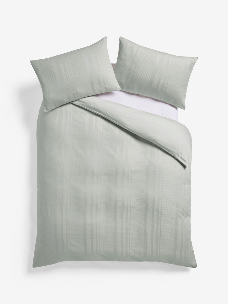 Green Sage 100% Cotton Waffle 300 Thread Count Sateen Duvet Cover and Pillowcase Set - Image 4 of 4