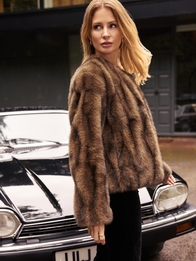 Friends Like These Brown Brown Tipped Faux Fur Collarless Jacket - Image 4 of 4 Friends Like These Brown Brown Tipped Faux Fur Collarless Jacket - Image 4 of 4