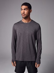 Gris de charbon de bois - Active Gym Training T-Shirt - Image 1 de 6