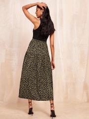 Friends Like These Khaki Green Twill Midaxi Skirt With Tiers - Image 4 of 4