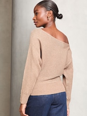 Lipsy Camel Cable Detail Slash Batwing Knitted Jumper - Image 4 of 4