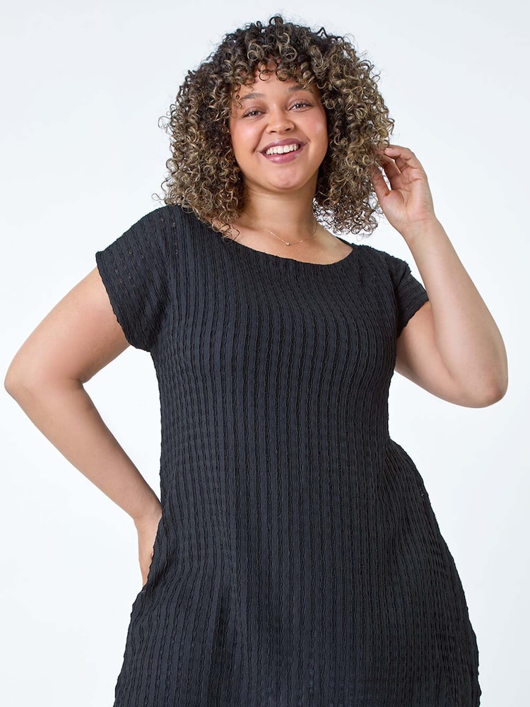 Roman Black Textured Short Sleeve Tunics - Image 2 of 5