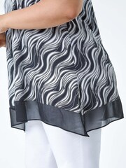 Roman Black Wave Print Chiffon Hem Top - Image 5 of 5