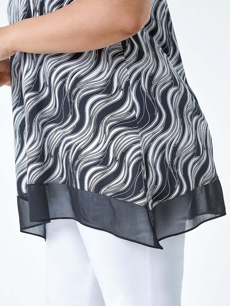 Roman Black Wave Print Chiffon Hem Top - Image 5 of 5