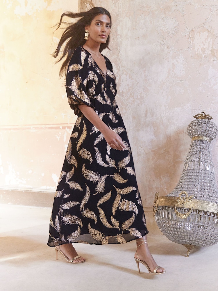 Love & Roses Black Feather Jacquard Puff Sleeve Midi Dress - Image 4 of 4