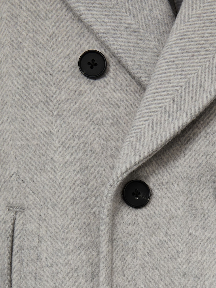 Gris melange suave - Reiss Bergamo Wool-Blend Twill Double-Breasted Coat - Imagen 4 de 4 Gris melange suave - Reiss Bergamo Wool-Blend Twill Double-Breasted Coat - Imagen 4 de 4