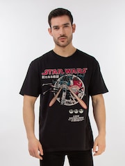 Brands In Black 100% Cotton Star Wars Classic Luke Manga Mens T-Shirt - Image 1 of 3