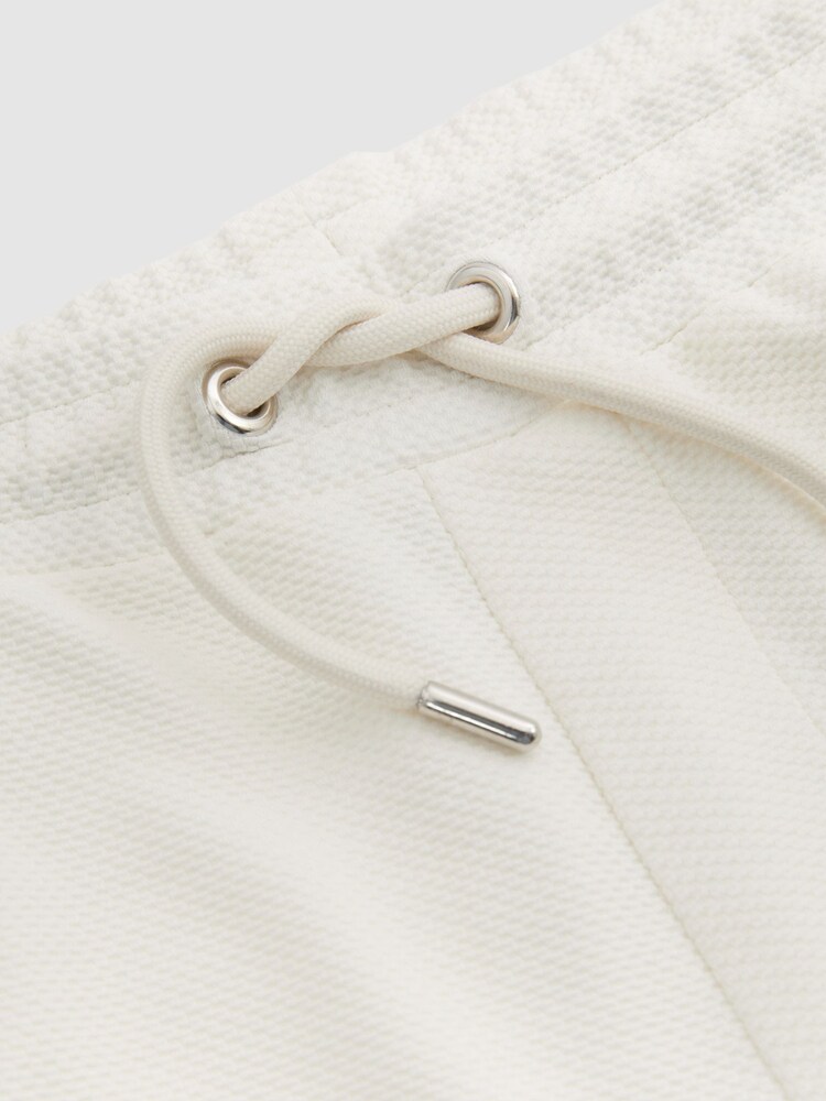 Reiss Off White Amarillo Textured Drawstring Shorts - Image 5 of 5