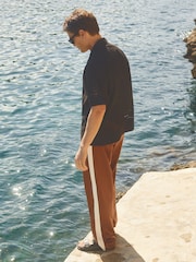 Reiss Tobacco/Ecru Basa Ché Satin Effect Colourblock Drawstring Trousers - Image 1 of 5