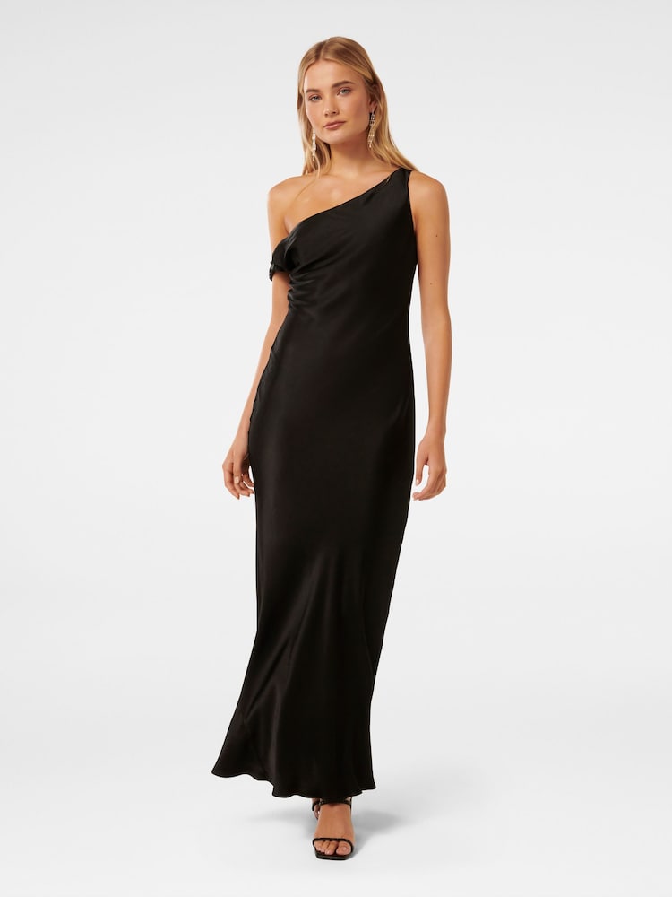 Schwarz - Forever New Blake Maxikleid aus Satin mit Off-Shoulder-Design - Bild 1 von 4 Schwarz - Forever New Blake Maxikleid aus Satin mit Off-Shoulder-Design - Bild 1 von 4