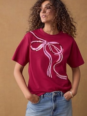Red Bow Christmas Short Sleeve 100% Cotton T-Shirt - Image 3 of 9