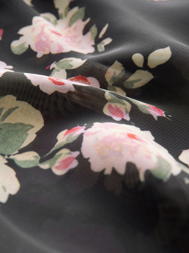 Estampado floral - Combinación de tirantes transparentes - Imagen 8 de 8 Estampado floral - Combinación de tirantes transparentes - Imagen 8 de 8