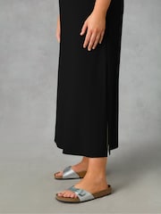 Live Unlimited Black Curve Petite Jersey Midaxi T-Shirt Dress - Image 3 of 4