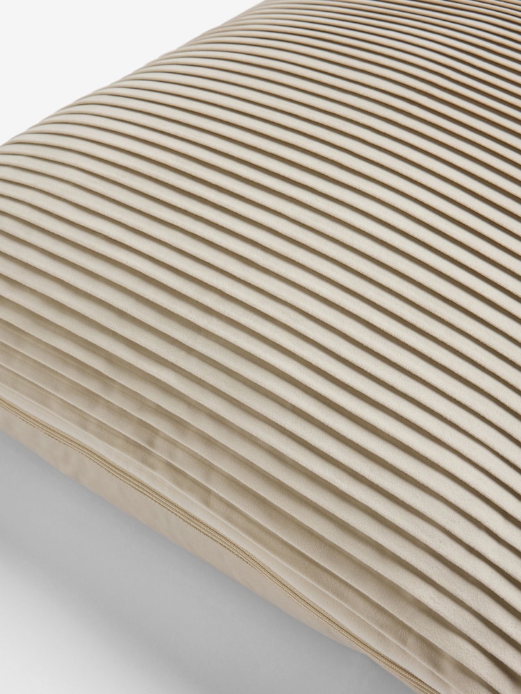 Light Natural 59 x 59cm Velvet Pleat Cushion - Image 5 of 5