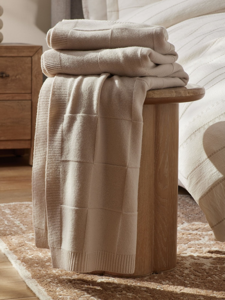 N. Premium Knitted Wool Throw - Изображение 2 из 8