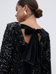 Pretty Lavish Black Bow Cluster Sequin Shift Dress - Image 4 of 5