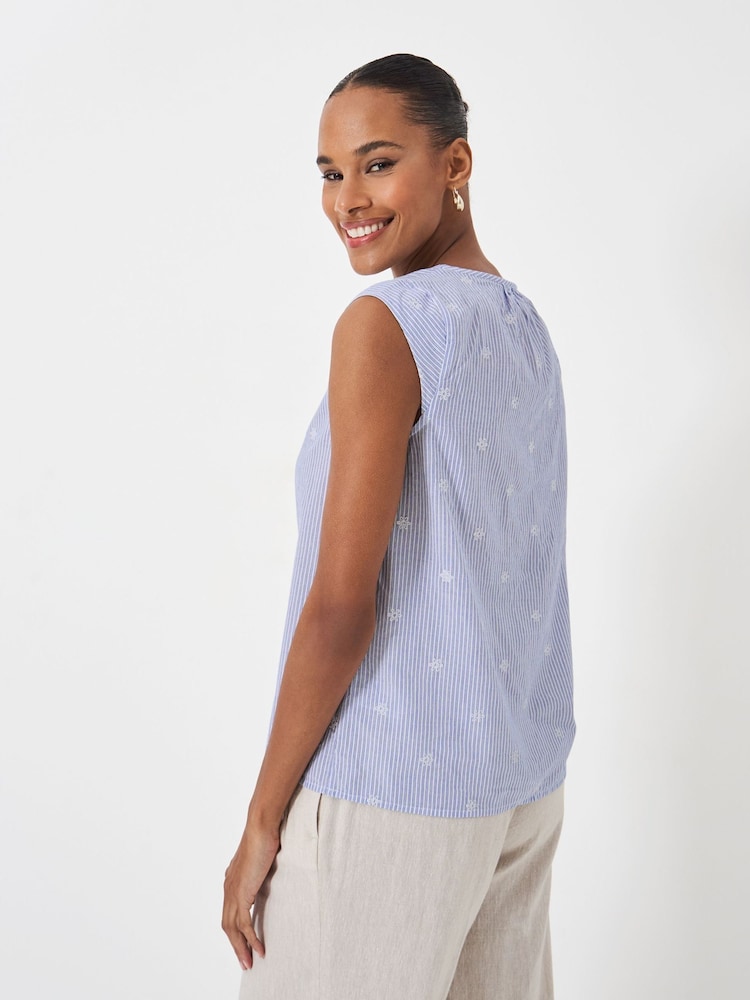 Blau - Crew Clothing 100% Baumwollbluse in Relaxed Fit mit Streifen - Bild 2 von 4