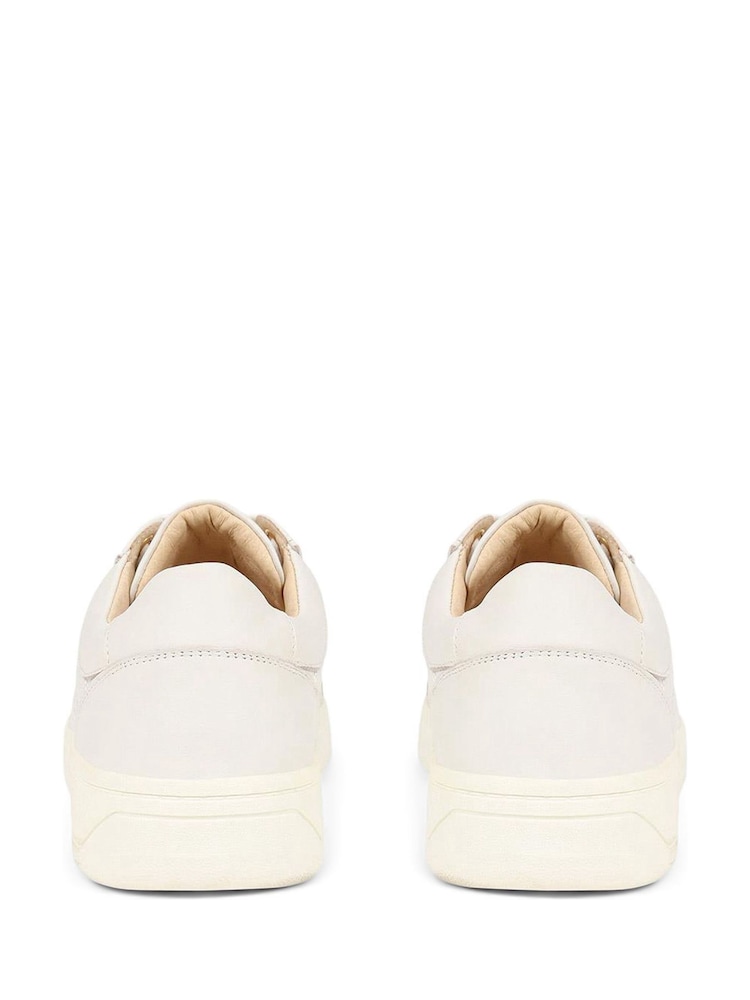 Blanco - Zapatillas de deporte de piel con cordones Allana de Jones Bootmaker - Imagen 6 de 6 Blanco - Zapatillas de deporte de piel con cordones Allana de Jones Bootmaker - Imagen 6 de 6