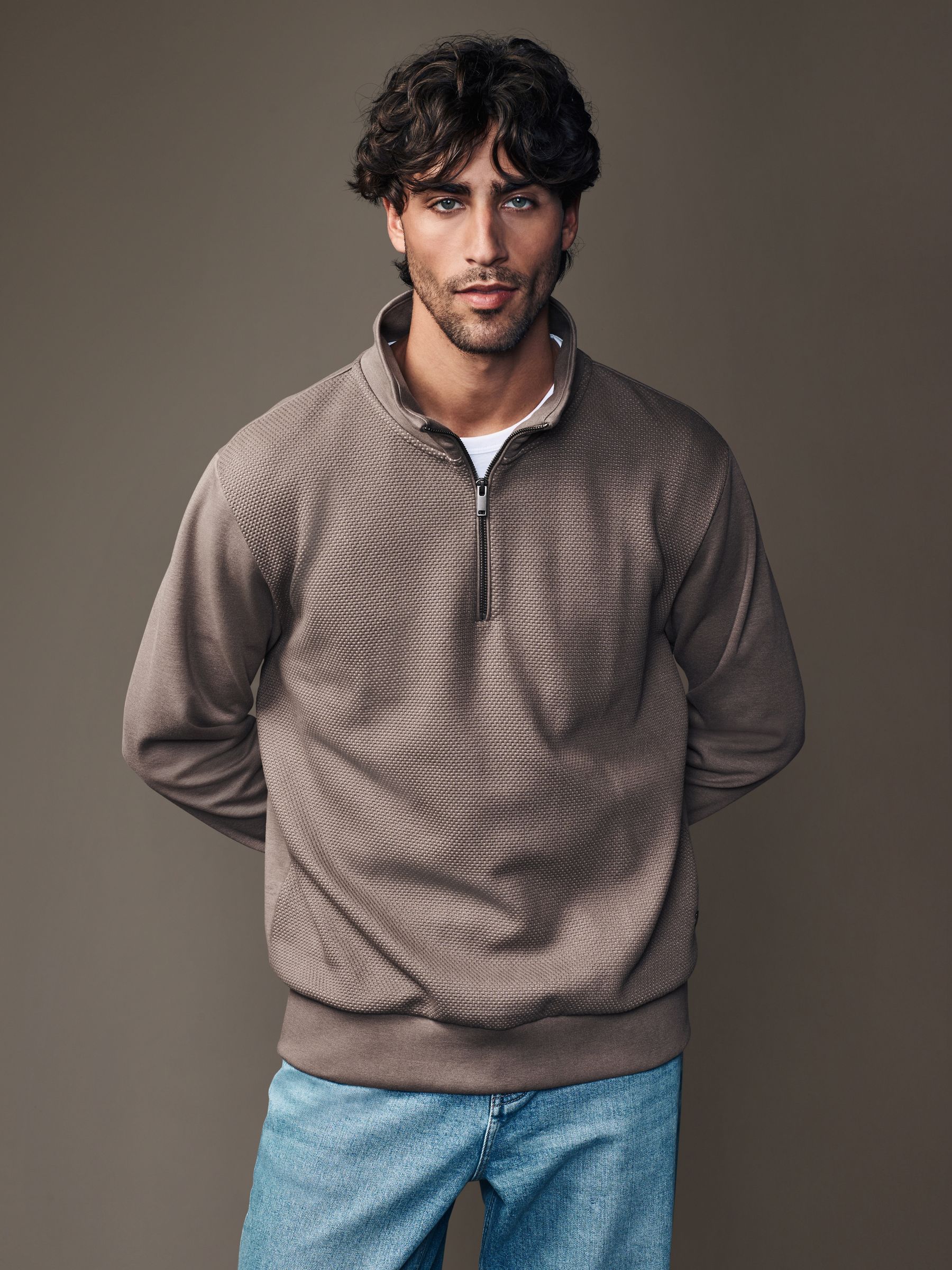 Sweatshirt smart casual top