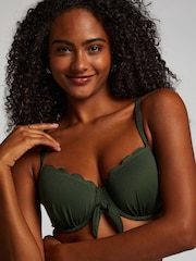 Hunkemöller Green Scallop Padded Underwired Bikini Top - Image 2 of 5