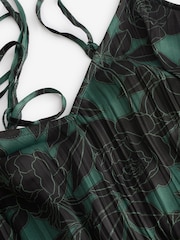 Gap Green Crinkle Sleeveless V Neck Dress - Image 3 of 4